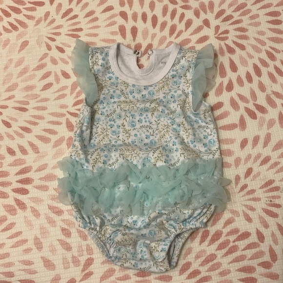 Kyle & Deena Other - kyle & deena bodysuit—super soft cotton with fluffies!